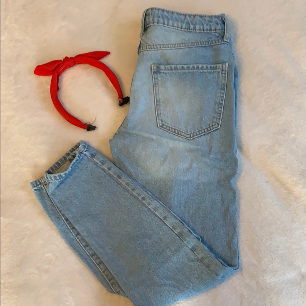 Women’s F21 Mom Jeans